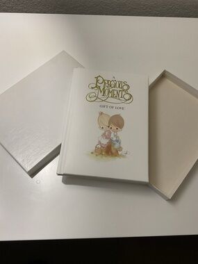 Precious Moments White Hardcover 'Gift of Love' Book with Pastel Illustration